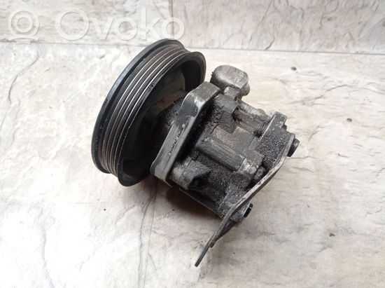 BMW 5 E39 Power steering pump 2246719