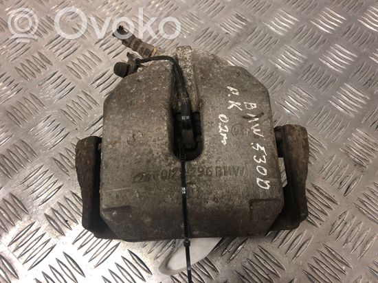 BMW 5 E39 Front brake caliper 6022296