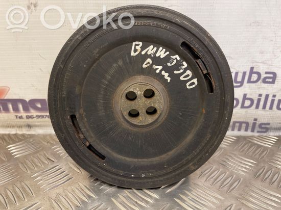BMW 5 E39 Crankshaft pulley