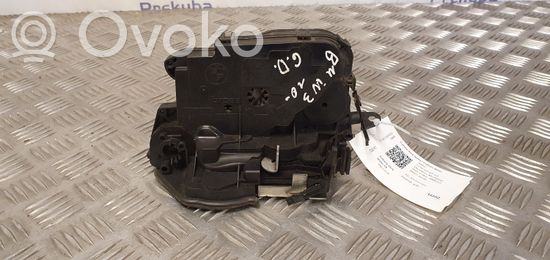 BMW 3 E90 E91 Rear door lock 7060296