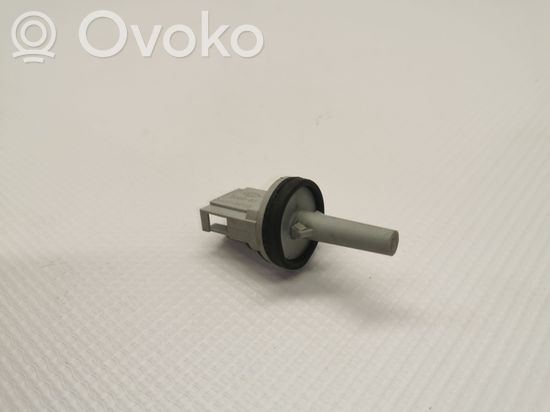 Audi A4 S4 B6 8E 8H Interior temperature sensor 1J0907543B