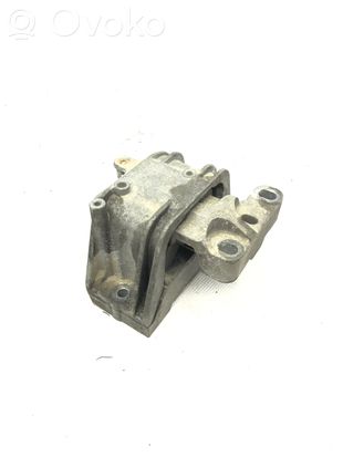 Volkswagen PASSAT B6 Engine mount bracket 1KO199262