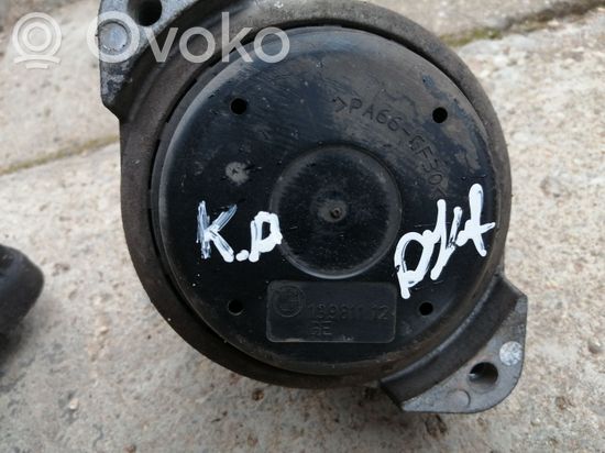 BMW 1 E81 E87 Engine mount bracket DE 139811