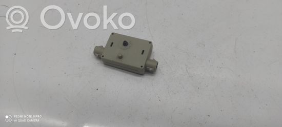 BMW 3 E90 E91 Aerial antenna amplifier 699009003