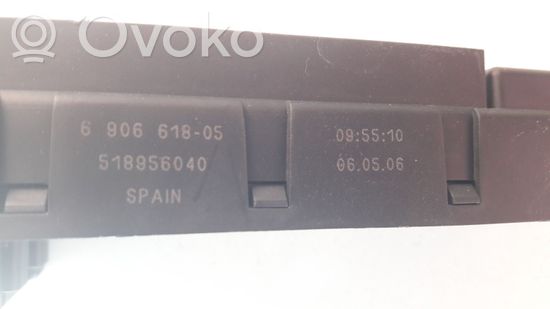 BMW 5 E60 E61 Fuse module 690661901 690661805