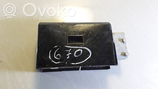 BMW 5 E39 Central locking motor 8352165