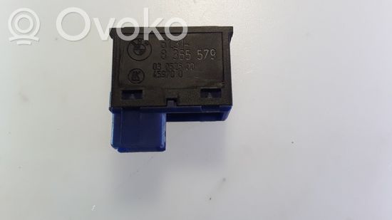 BMW 5 E39 Tailgate opening switch 8365579