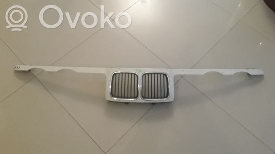BMW 5 E34 Front grill 51131973825