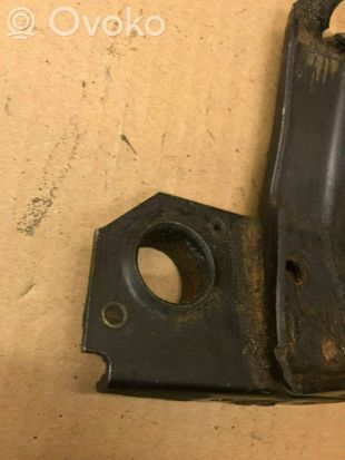 Volkswagen Golf II Gear shift cable bracket