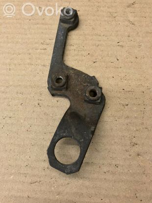 Volkswagen Golf II Engine mounting bracket
