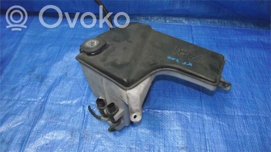 BMW X5 E53 Windshield washer fluid reservoir/tank