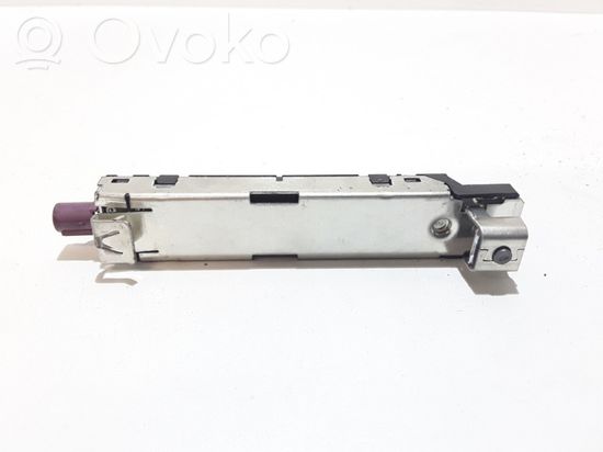 Volkswagen Golf VII Aerial antenna amplifier 5G6035577A