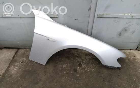 BMW 7 E65 E66 Fender