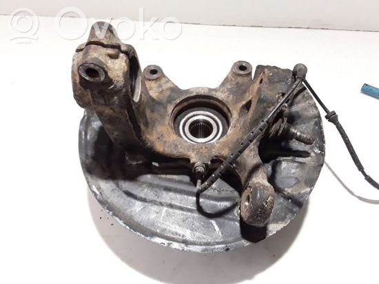 BMW X3 E83 Front wheel hub