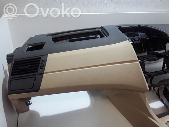 BMW X3 E83 Dashboard 5145291295 000763190620 000000744770