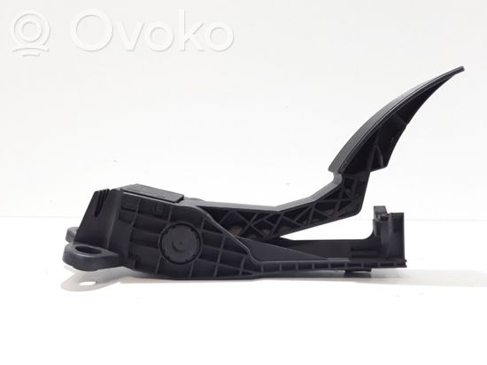 Mercedes-Benz ML W164 Accelerator throttle pedal A1643000004