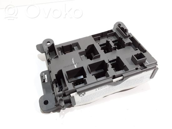 BMW X5 E70 Fuse module 518954021A 693168704 6114