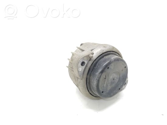 BMW 3 E90 E91 Engine mount bracket
