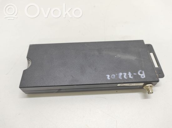 BMW 7 E38 Aerial antenna amplifier 84118360235 SUF1693D