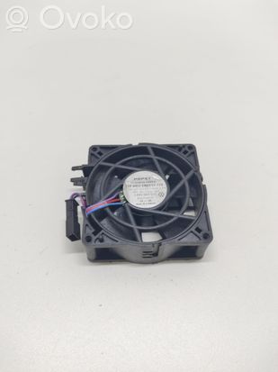 Volkswagen Phaeton Heater fan/blower 3D0963575