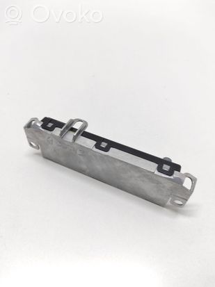 Audi S5 Aerial antenna amplifier 8T0035225AA 7617310180