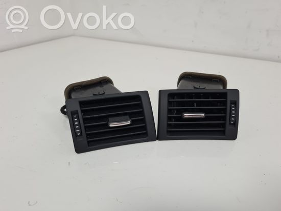 Audi A4 S4 B7 8E 8H Dashboard side air vent grill/cover trim 8E0820902F 8E0820901F