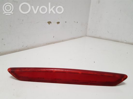 Volkswagen Polo Third/center stoplight