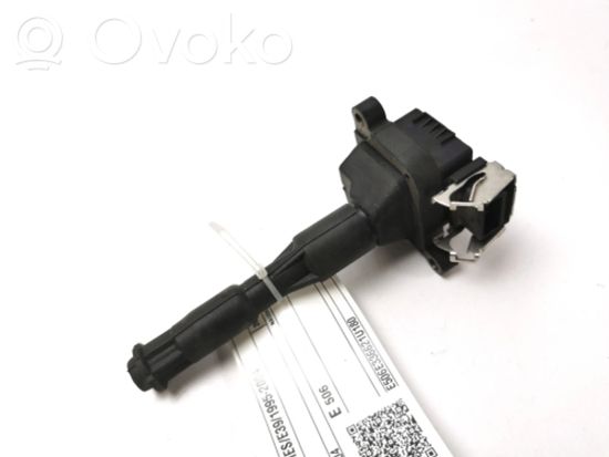 BMW 5 E39 High voltage ignition coil 0221504004 E506E336621U180