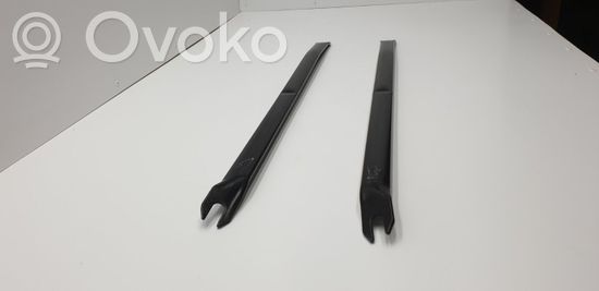 BMW 1 E81 E87 Pillar (middle) DS716764403