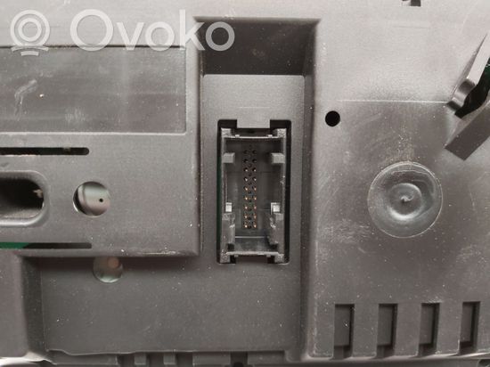 BMW 1 E81 E87 Speedometer (instrument cluster)