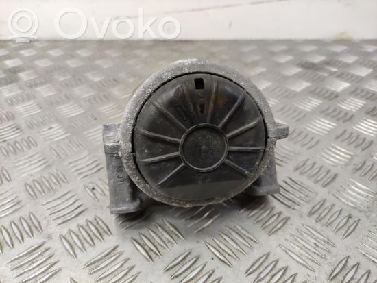 Audi A4 S4 B8 8K Engine mount bracket 8R0199381
