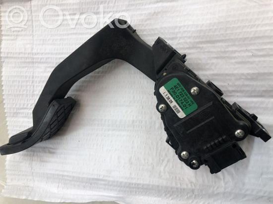 Audi A8 S8 D3 4E Accelerator throttle pedal 4E1723523 4E1723523H