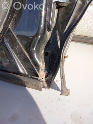 Mercedes-Benz E W211 Front door