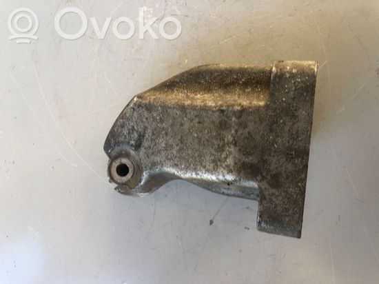 Mercedes-Benz E A207 Engine mounting bracket A6422230604