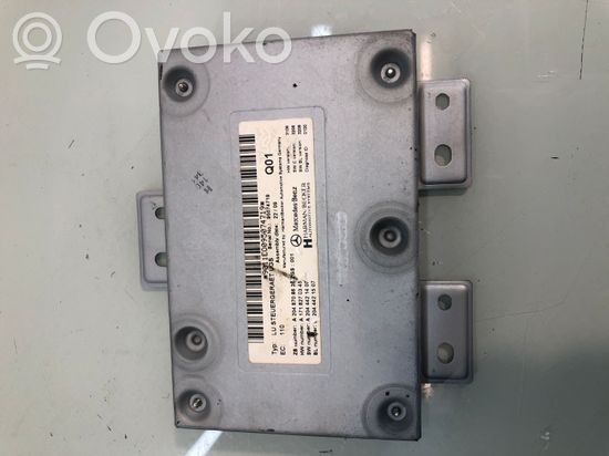 Mercedes-Benz E A207 GPS navigation control unit/module A2048708626