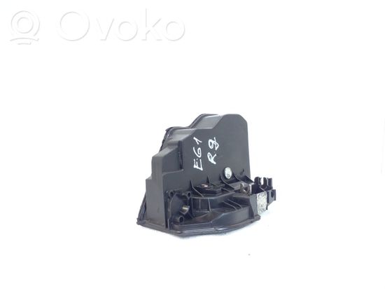 BMW 5 E60 E61 Rear door lock 7202148