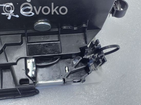 BMW X5 E70 Rear door lock 7318414