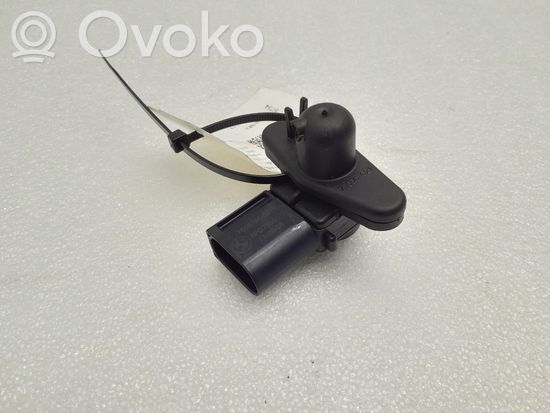BMW 3 E90 E91 Air pressure sensor 7566784