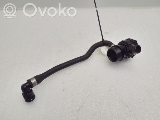 BMW 3 E90 E91 Engine coolant pipe/hose 7525641