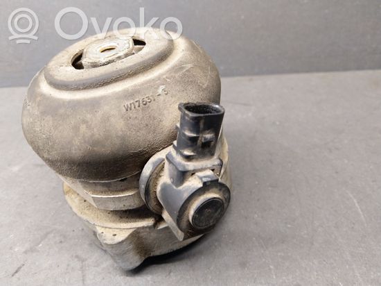 Audi A8 S8 D3 4E Engine mount bracket 4E0199381CQ 8D0199379L