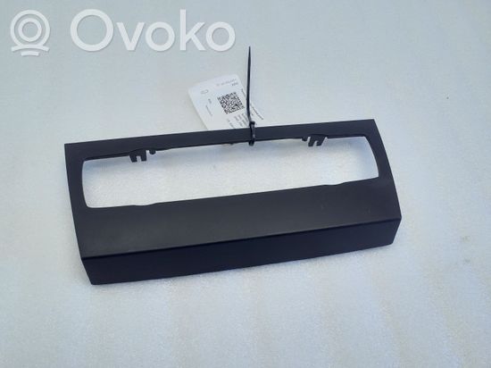 BMW 3 E92 E93 Panel trim 6966407