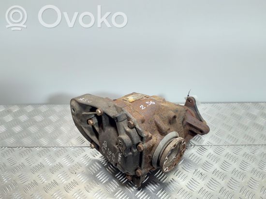 BMW 3 E90 E91 Rear differential 7566225