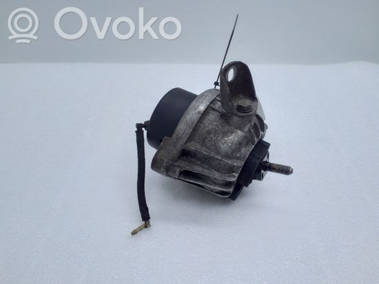 BMW 3 E90 E91 Engine mount bracket 13981112