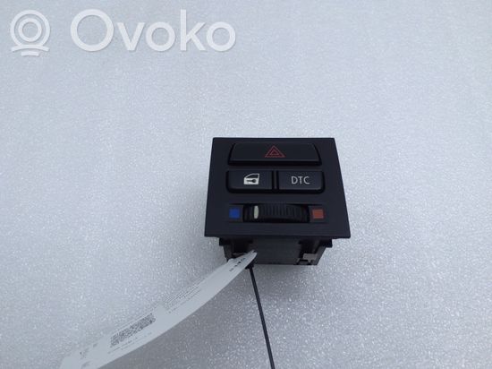BMW 3 E90 E91 Hazard light switch 9132421