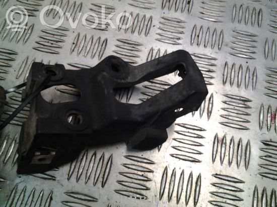 Audi RS4 Front bumper mounting bracket 8E0853922C
