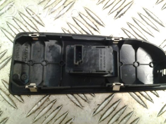BMW 1 E81 E87 Electric window control switch 6935534