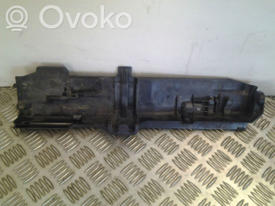 BMW 1 E81 E87 Radiator mount bracket 17107524912