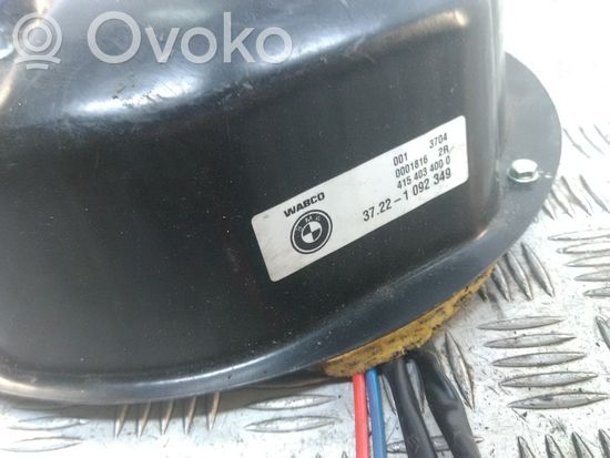 BMW X5 E53 Air suspension compressor 1092349