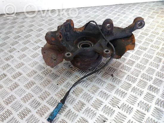 BMW X5 E53 Front wheel hub