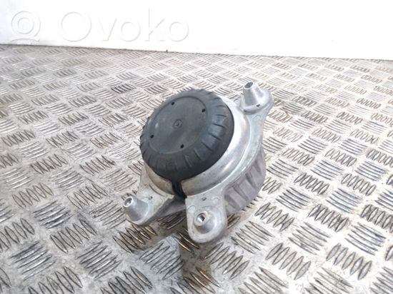 Mercedes-Benz E W213 Engine mount bracket A2382400700